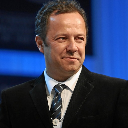 Portrait of Vik Muniz
