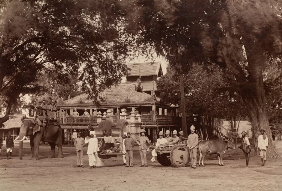 Untitled (British soldiers, man on palequin, and indgenous workers, recto), by Unknown, 1880