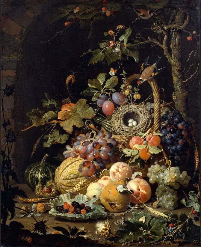 A  bird's nest in a fruit basket