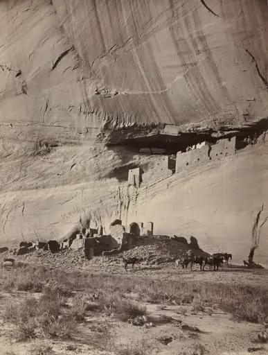 Ruins of Cliff Dwellings, Cañon de Chelly, Arizona