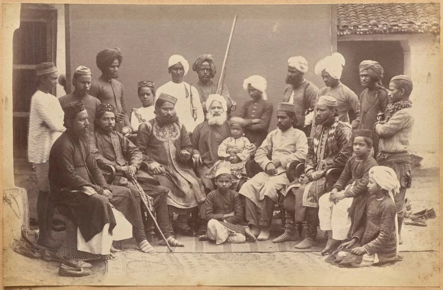 Mowhri Rahman Alli Khan family, Rewa (recto, bottom)