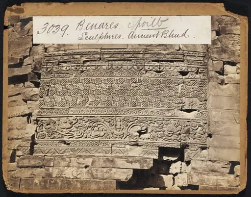 Benares.  Sculptures.  Ancient Bhud
