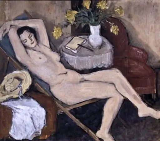 Nud pe chaise-longue