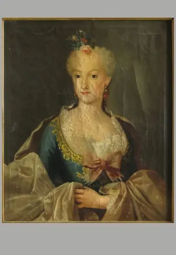 Doamnă în haină rococo