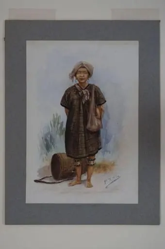 A Taung Yo woman