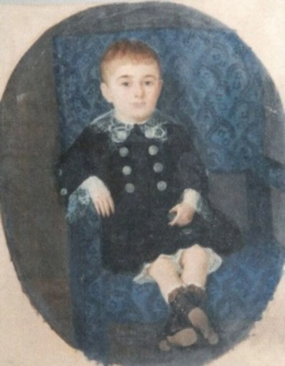Portret de copil pe scaun