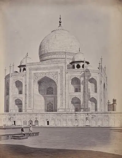 Agra. The Taj, the Central of Principal City