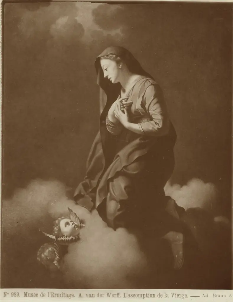 Maria kneeling on a cloud, with two cherubs below