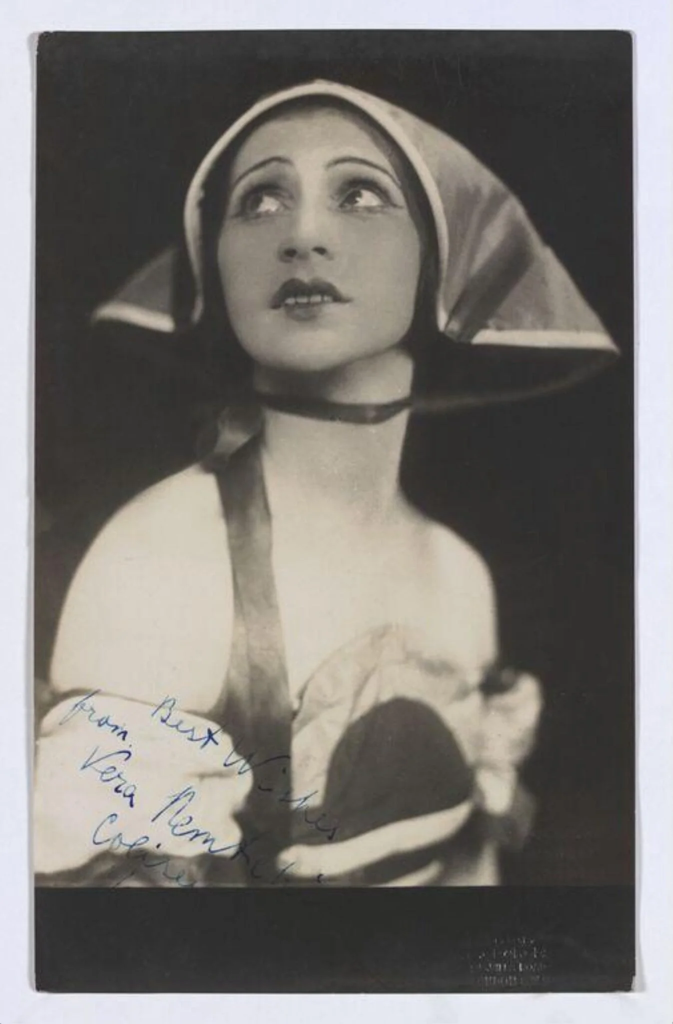Les Tentations de la Bergère, by S. Georges, photographic, 1925