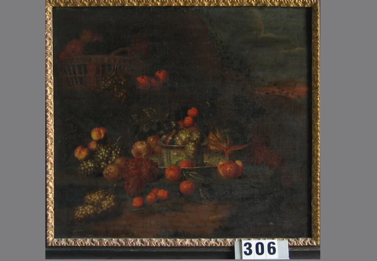 Fructe și un coș (în Reg. Inv.: Fructe și un cocoș), by anonim