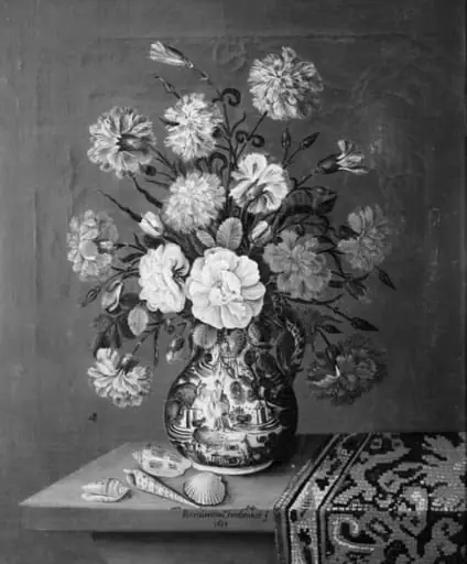 Blomsterbuket på et bord