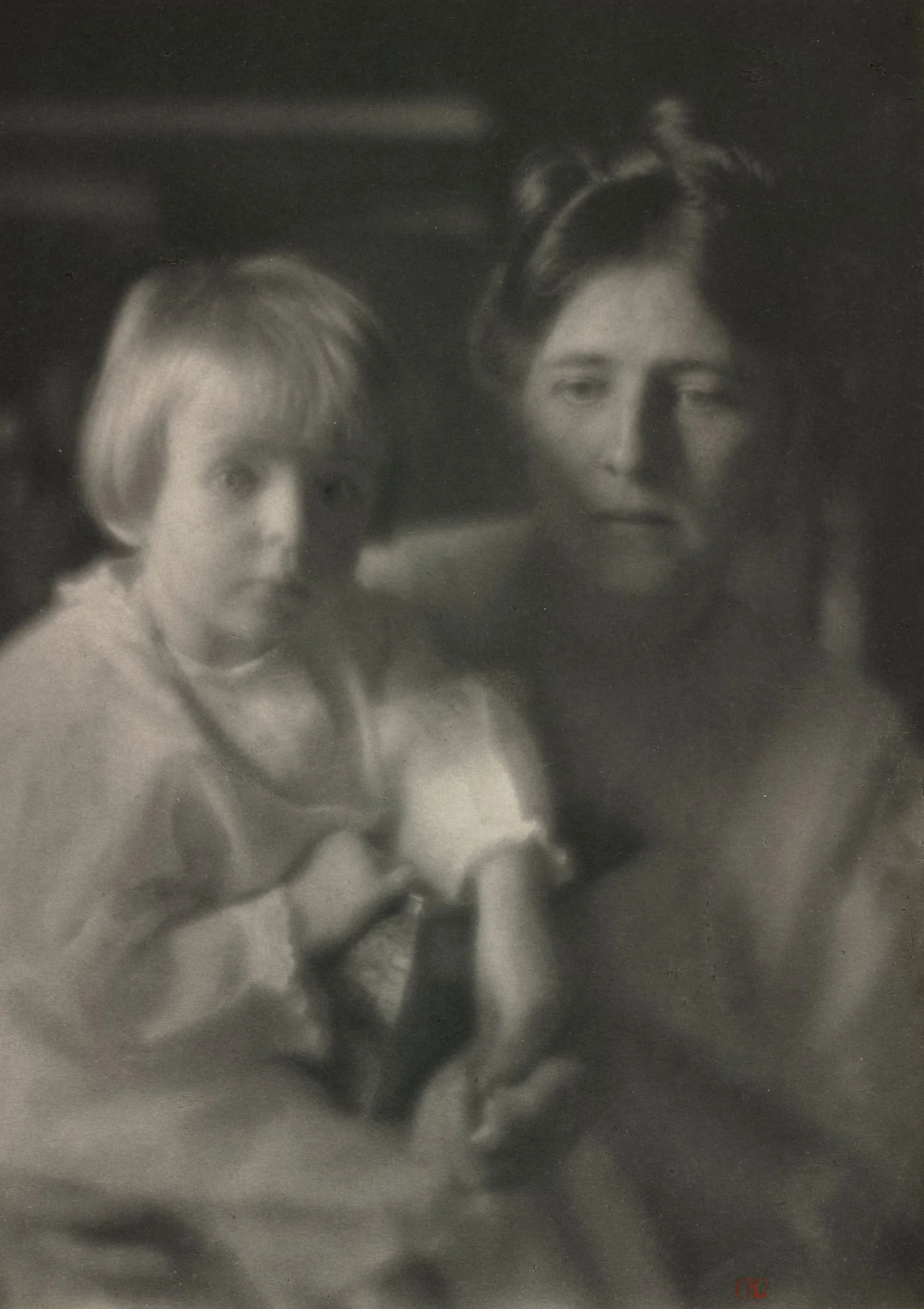 Julia McCune Flory and Elizabeth Flory, by Clarence H. White, 1915