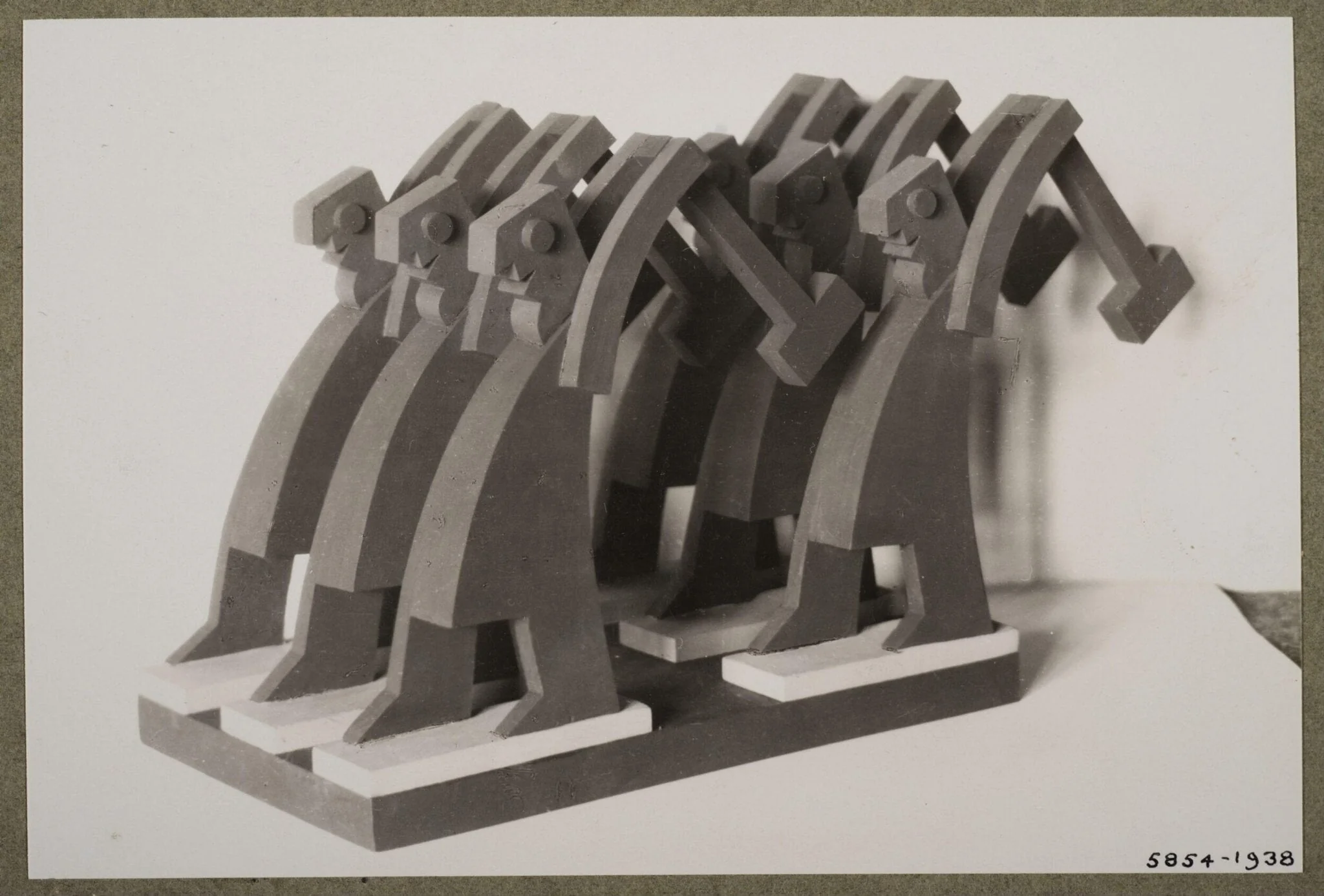 Workmen with hammers, by Fortunato Depero, photographic, 1936