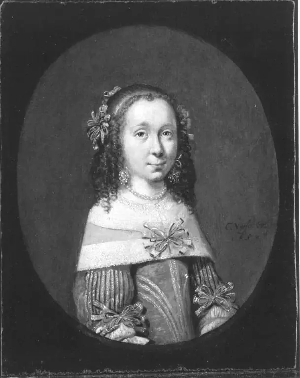 Portrait of a young woman