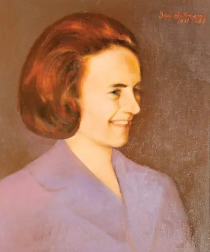 Tablou ”Portret Elena Ceaușescu” semnat Dan Hatmanu și datat dreapta sus.Ulei/pânză. Comandat de Comitetul Județean de Partid Iași și oferit cadou Elenei Ceaușescu cu ocazia aniversării a 70 de ani (ianuarie 1989).