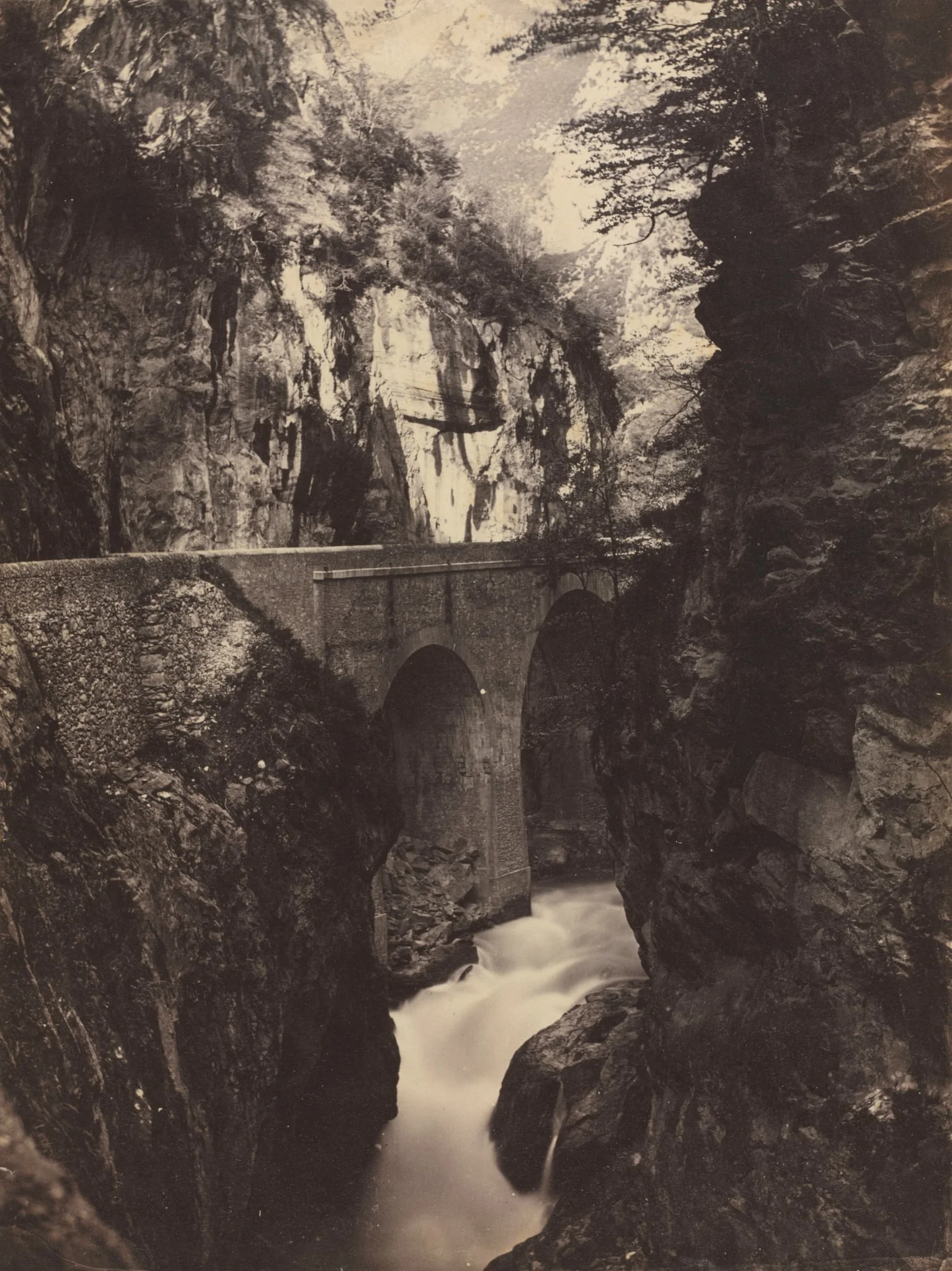 Road to Eaux-Chaudes, Pyrenees (recto), by Farnham Maxwell Lyte, 1855