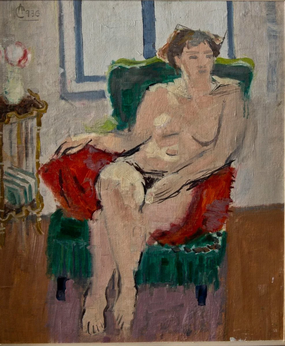 Nud în fotoliu
