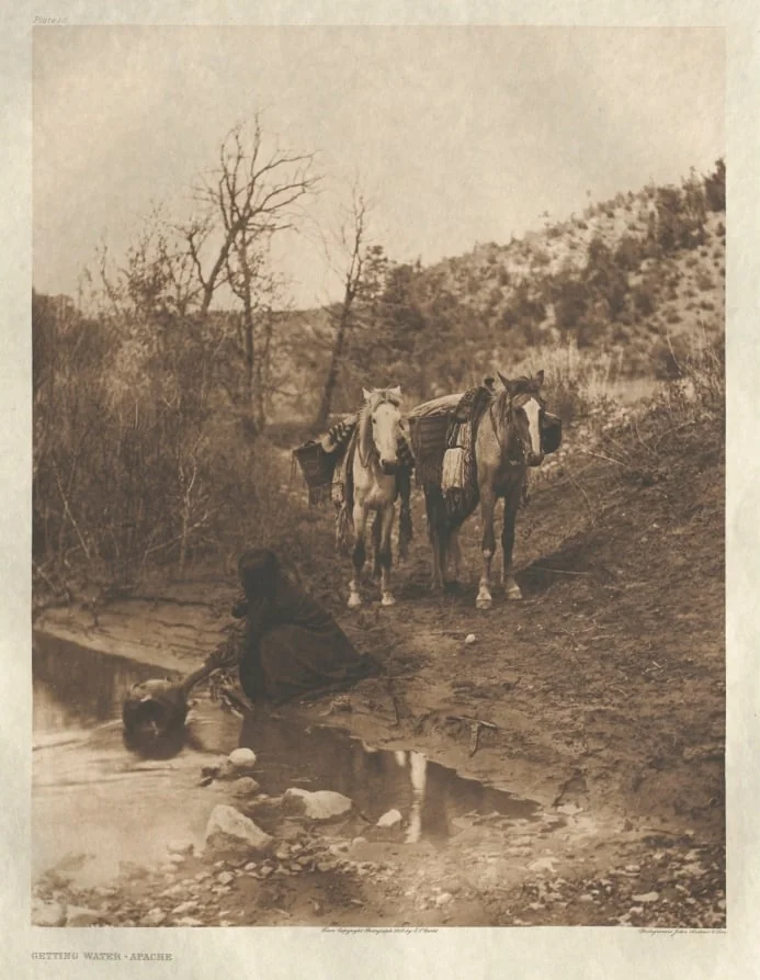 Portfolio I, Plate 10: Getting Water, by Edward S. Curtis, 1903