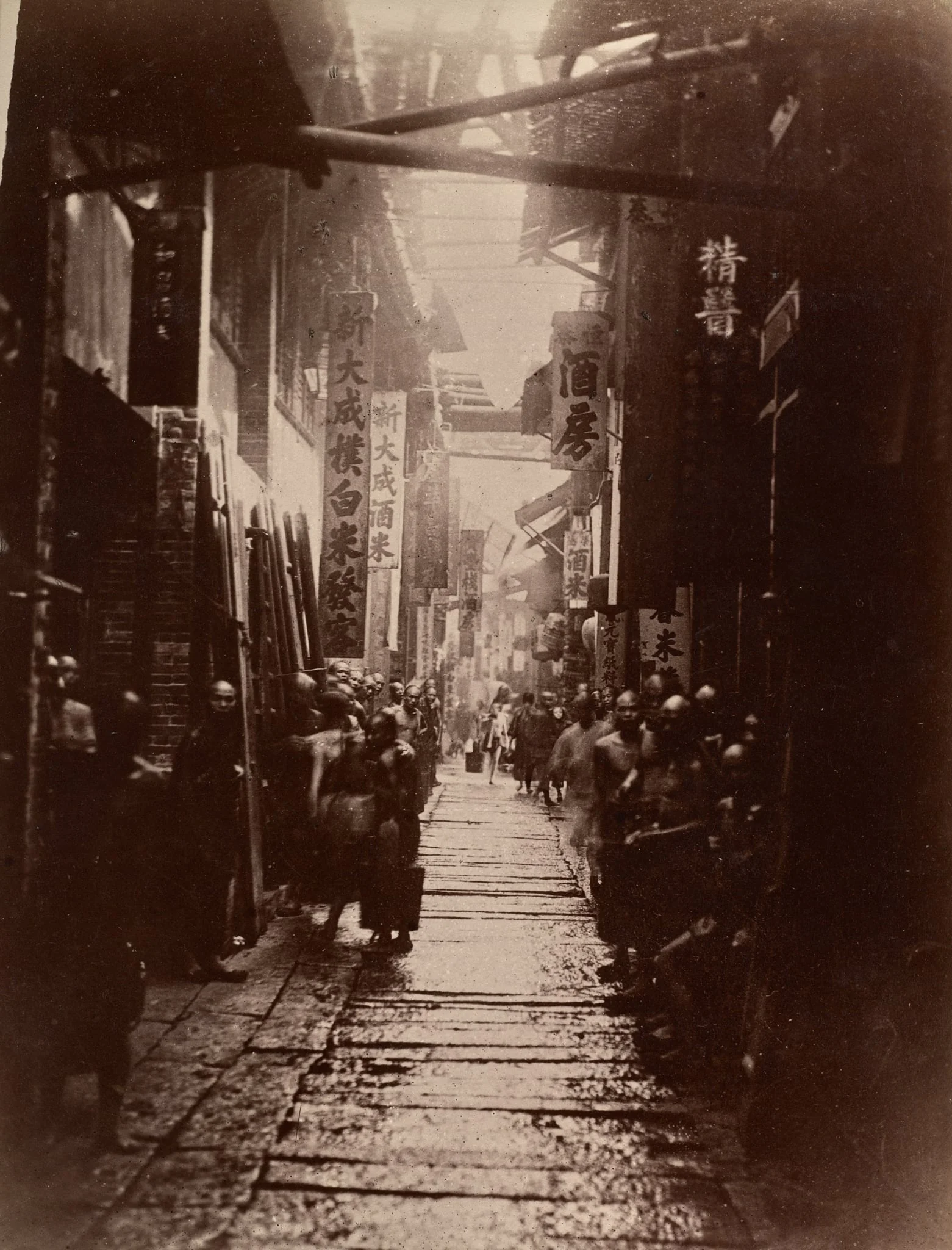 Commercial Street, Canton (recto), by Lai Fong (Afong Studio), 1864