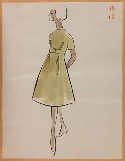 Robe amande avec ceinture sur le devant