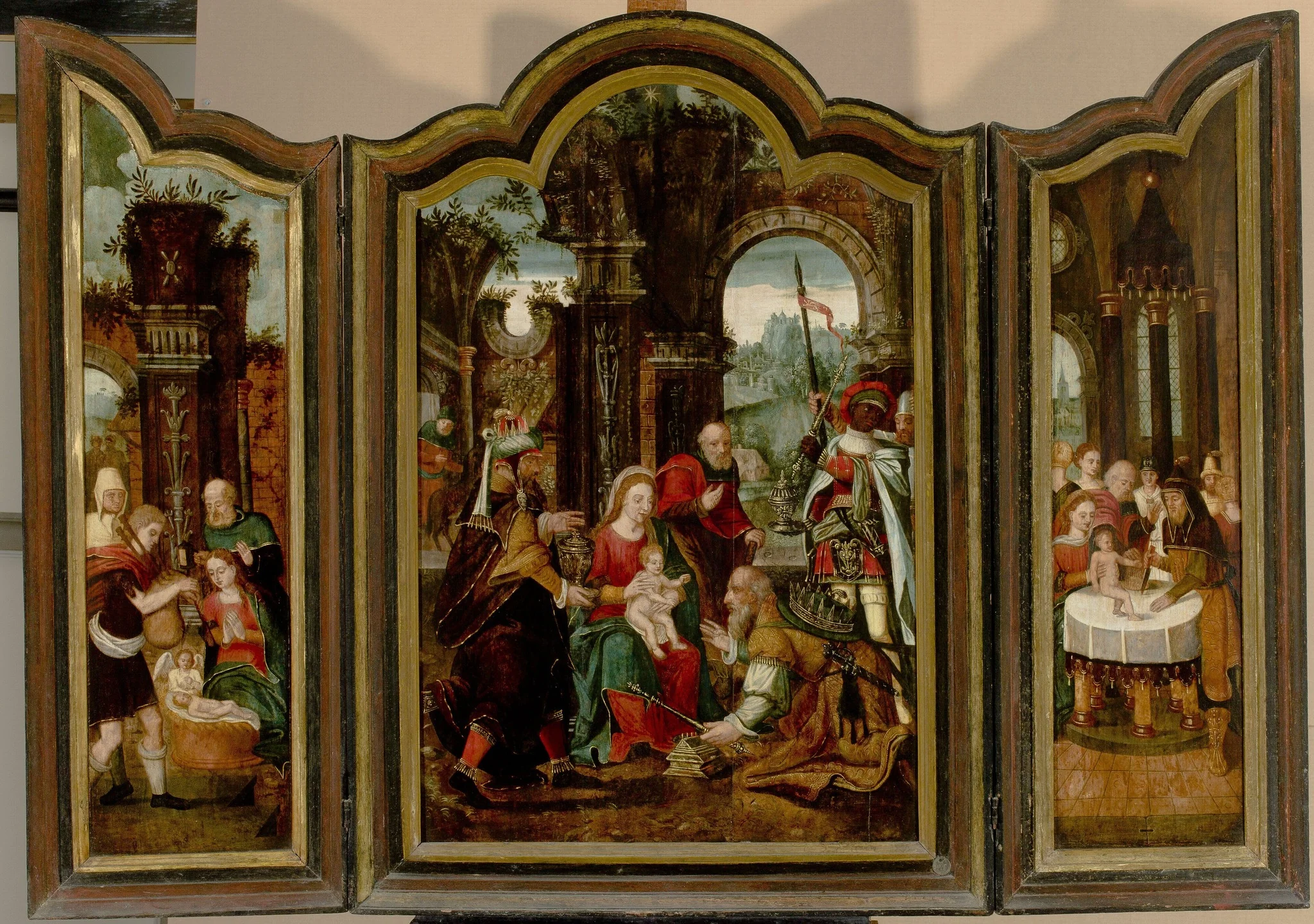 Triptych: Adoration of the Magi, Adoration of the Shepherds, Circumcision, by Unknown, oil, 1550