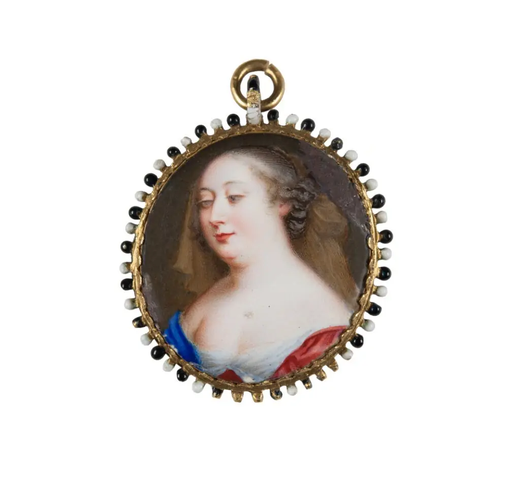 Unknown woman