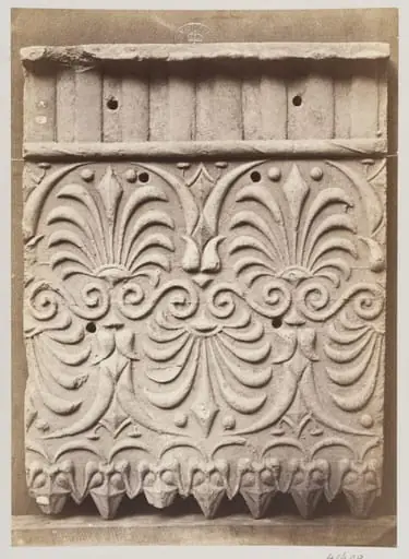 Bas-relief portion of a frieze of honeysuckle in terra cotta