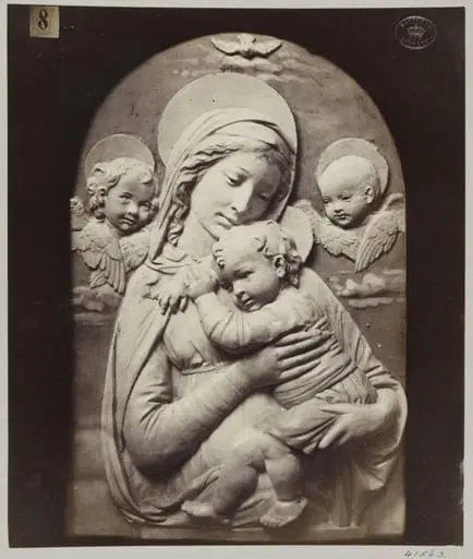 Bas-relief depicting the Virgin and Child in enamelled earthenware