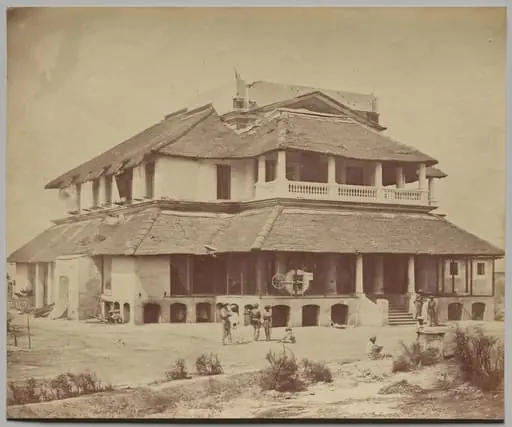 Bank's House