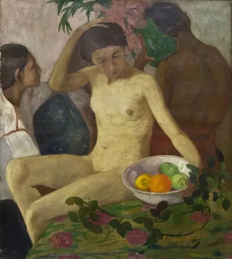 Nud cu vas cu fructe