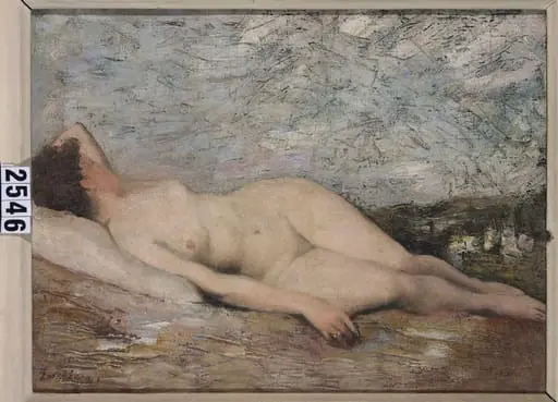 Nud de femeie culcat în peisaj