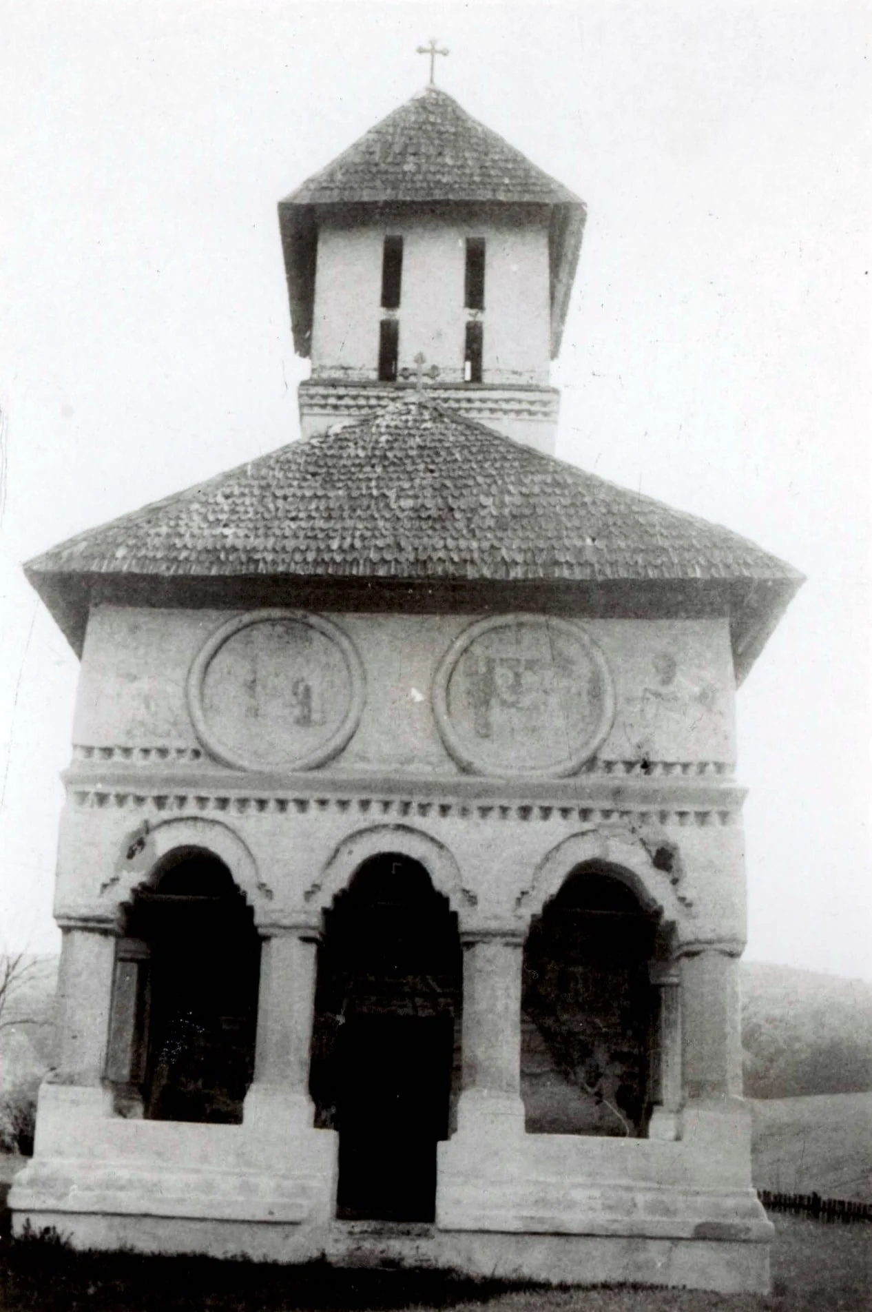 Biserica (monument istoric) din satul Scoica, comuna Andreești, județul Gorj (1990)