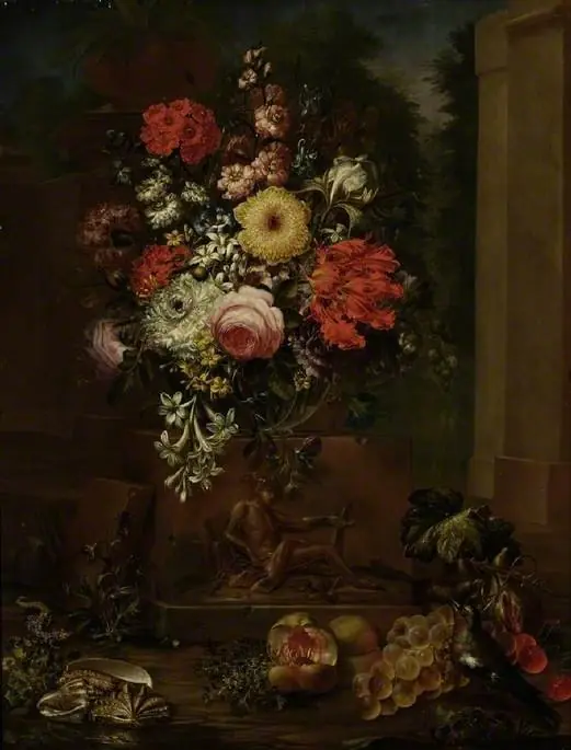 Bowl of flowers