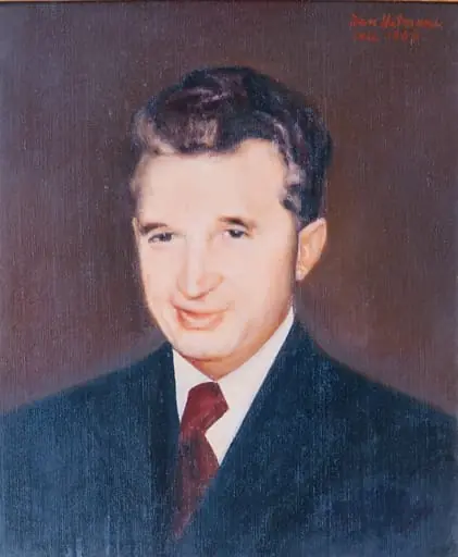 Tablou reprezentându-l pe Nicolae Ceaușescu, semnat Dan Hatmanu. Comandat de Comitetul Județean de Partid Iași și oferit cu ocazia zilei de naștere a președintelui RSR (ianuarie 1989).