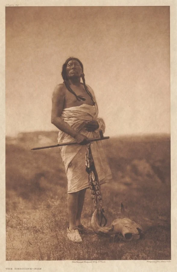 Portfolio III, Plates 76-110, 119, 136, by Edward S. Curtis, 1906