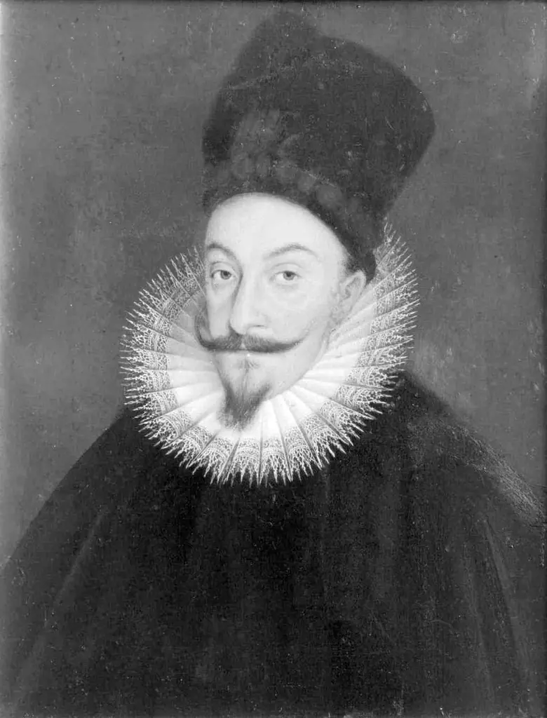 Q30008029