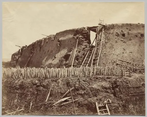 Angle of Taku Fort at which the French entered