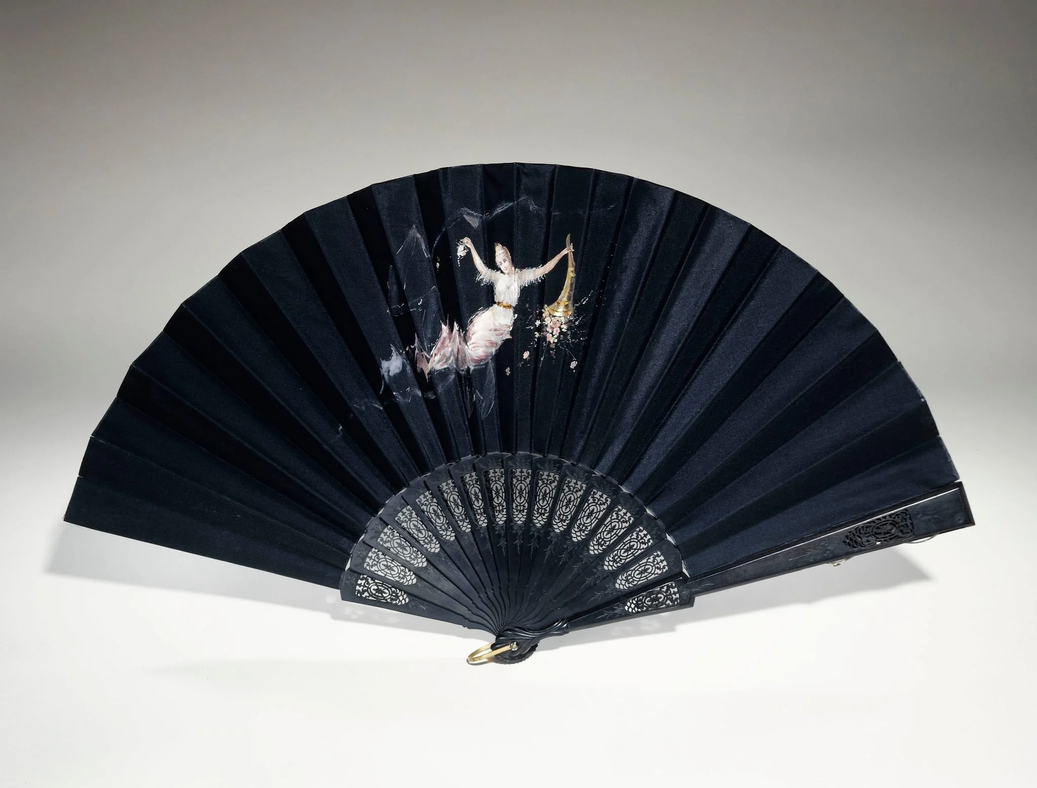 Eventail à système, by Unknown, unspecified, 1895