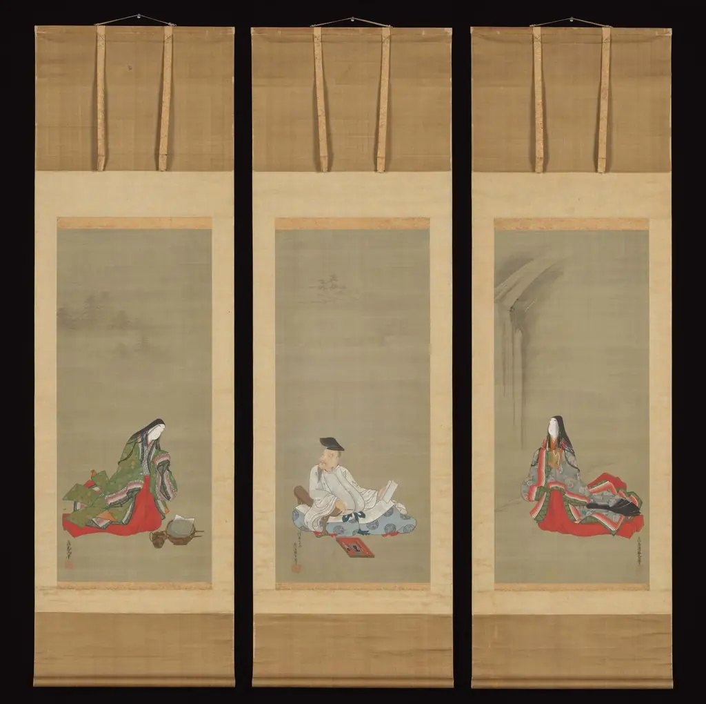 Portraits of Three Famous Poets: Hitomaro (M) ・Ise (R) ・Komachi (L)