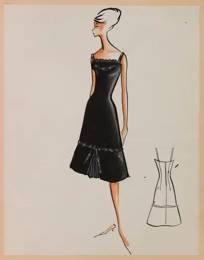Robe noire à bretelles