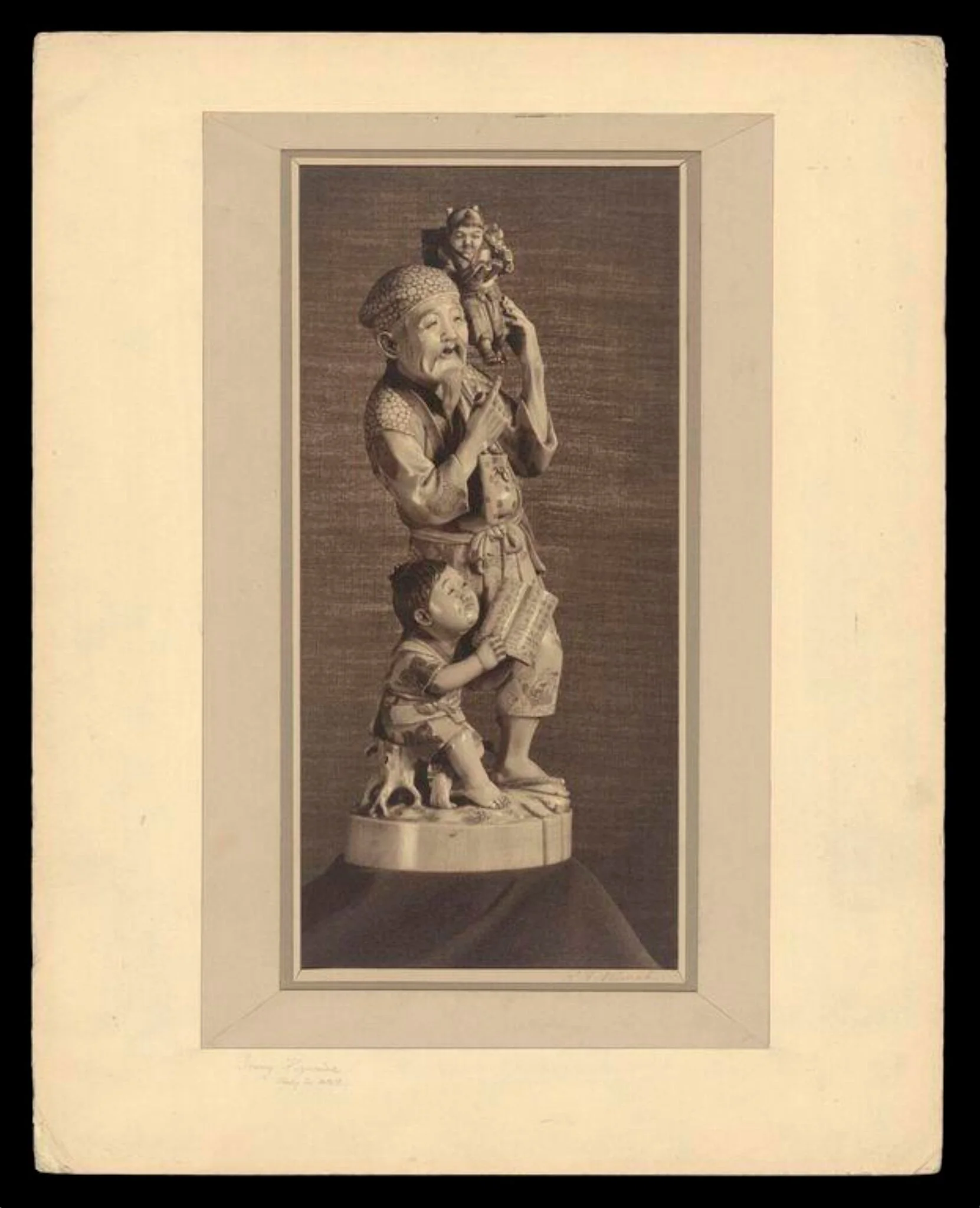 Ivory Figurine, Study in Detail