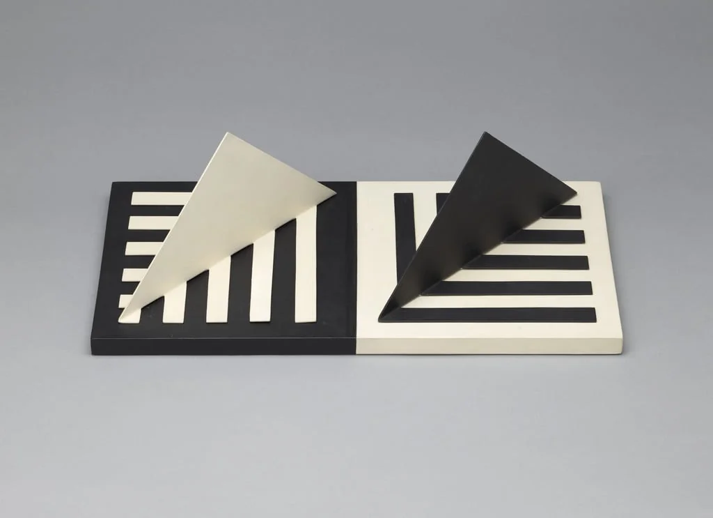 Untitled, by Luiz Sacilotto, wood, 1958