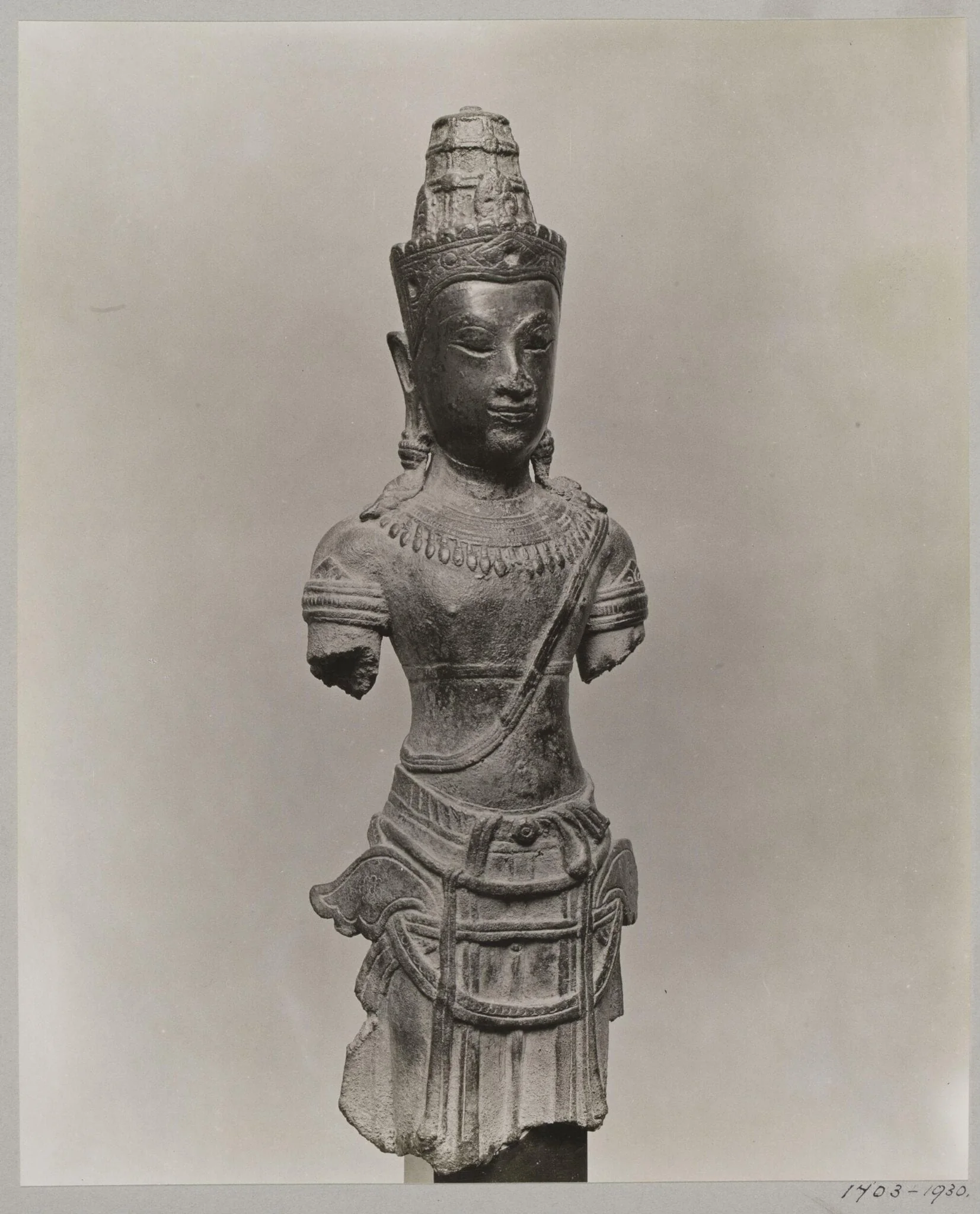 Bronze Cambodian sculpture of Bodhisattva, ca. 13th century, A.D., V&A Museum, London