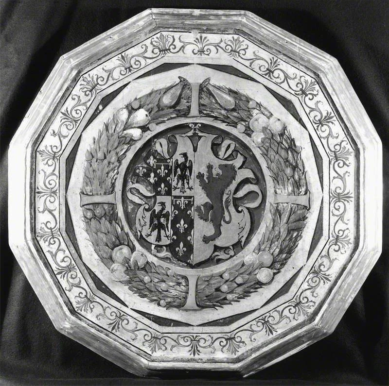 Shield with Two Arms Framed by a Garland (birth tray, back)