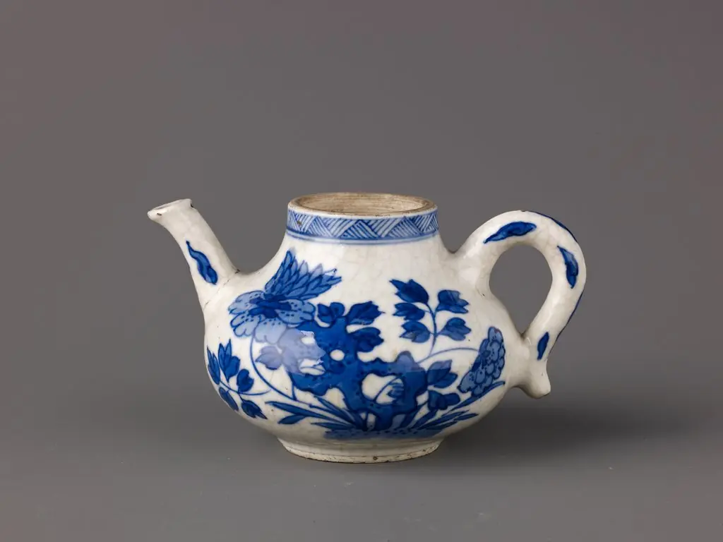 Small wine pot or teapot