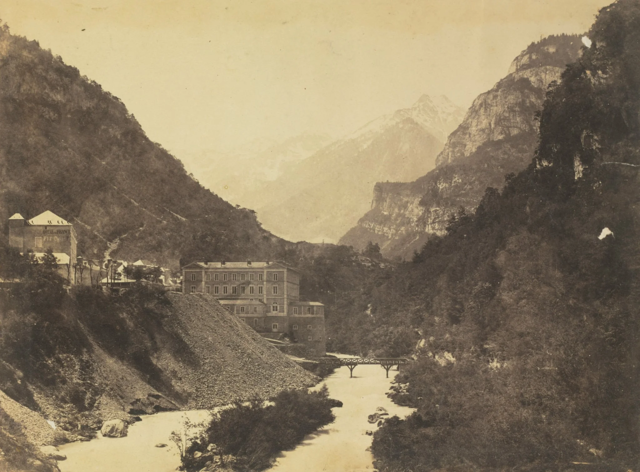 Eaux-Chaudes, Pyrenees (verso)