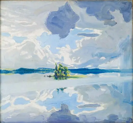 Pilviä järven yllä