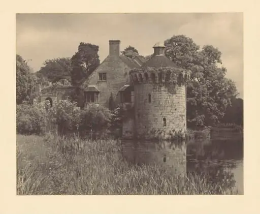 Scotney Castle