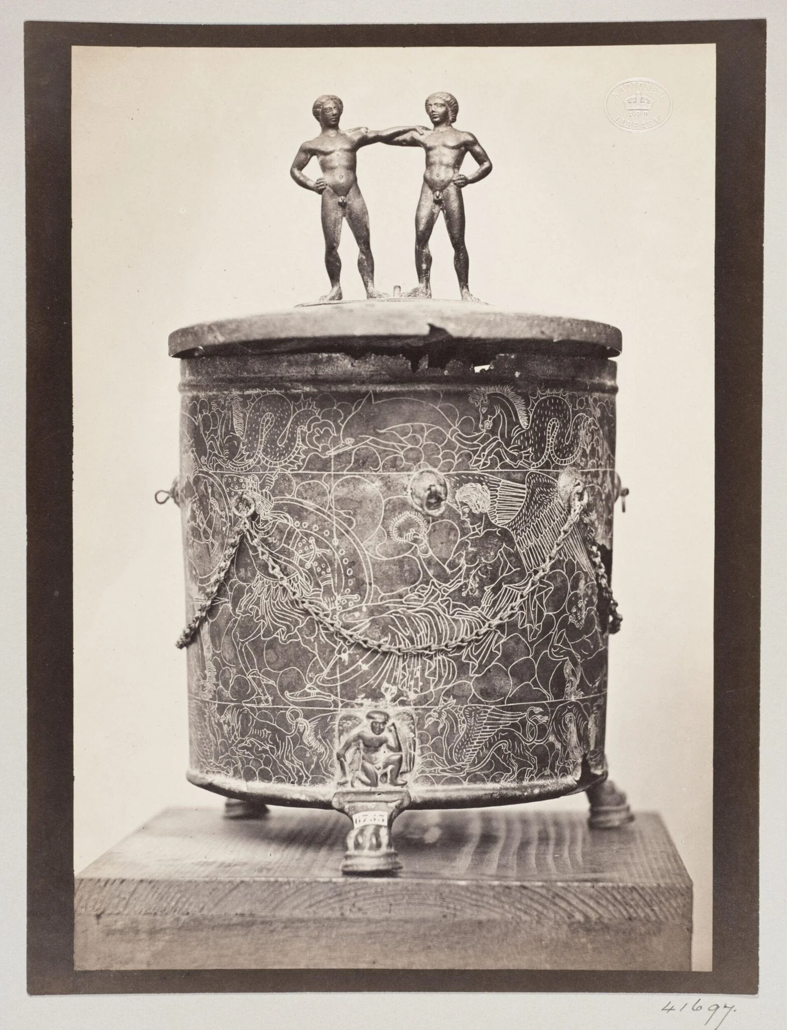 Etruscan cyste in bronze, by Louise Laffon, photographic, 1864