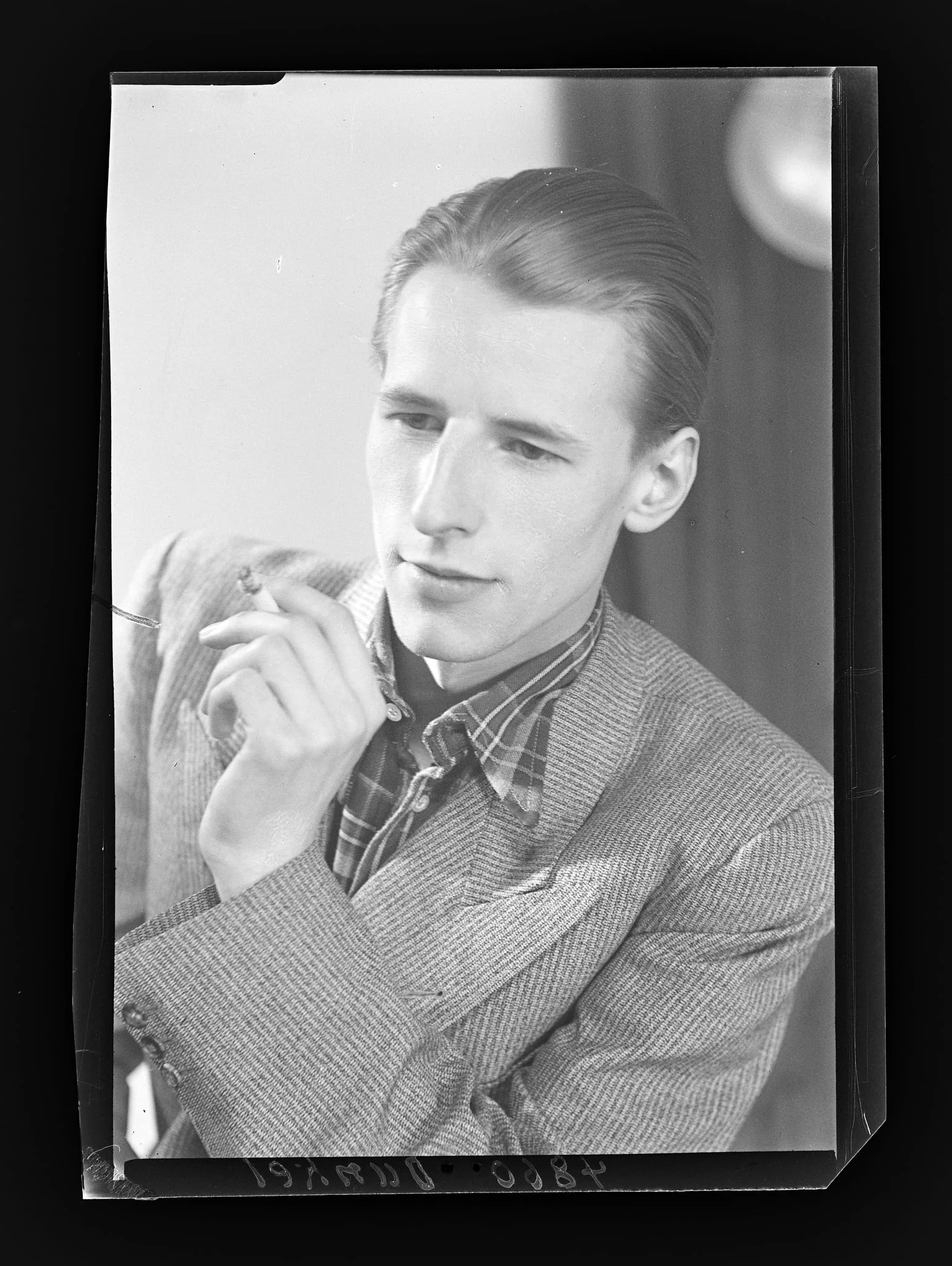 Künstlerporträt Joachim Dunkel (1925-2002) (8), by Unknown, 1944